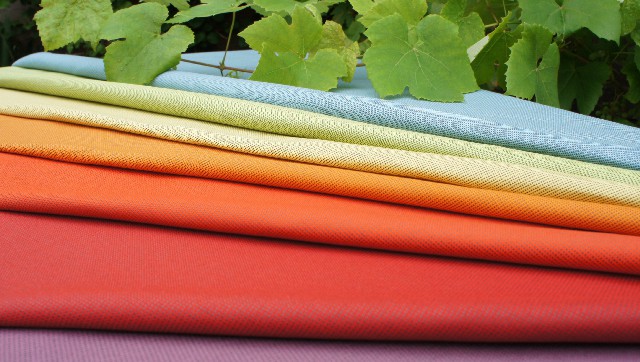 buitenstoffen in verschillende kleuren
